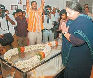 AIADMK general secretary J Jayalalithaa paying her respects to Balaji at his residence in the city on Sunday.