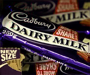 Cadbury's chocolate bars in a shop in London in this June 23, 2006 file photograph. Reuters