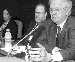 Vice Chancellor of University of Western Australia Alan Robson briefing the media on the one-day symposium on Thursday. Also seen are CCMB acting dire