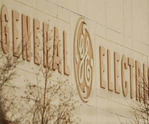 The company's logo is visible on a closed General Electric Co. facility in Lynn, Massachusetts March 6, 2009. (Reuters)
