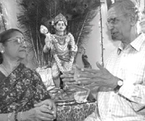 S R Subrahmanyan Ayyar and S Subbalakshmi, who are spreading the message of ‘Thiruppugazh’- a central work of mediaeval Tamil literature - to city fol