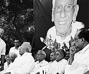 Karunakaran's Sanchayanam held