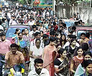 Employees come out of the building at Ambattur Industrial Estate following a bomb threat | EPS