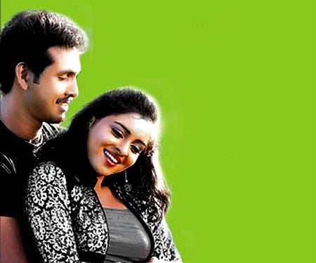 The poster of 'Marudhavelu'.