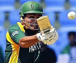 Misbah-ul-Haq and Umar Akmal hit half-centuries to steer Pakistan to a three-wicket victory over Sri Lanka. (File photo.PTI)