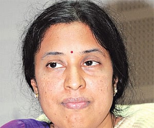 Sad Srilakshmi sings