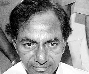 KCR gives fresh rallying cry