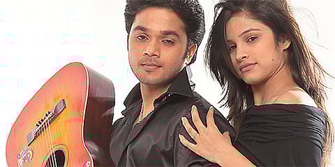 Neeyum Naanum, a stylish film