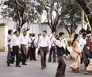 EXIT TIME: Young HAL engineers are taking off to new, turbulence-free careers.