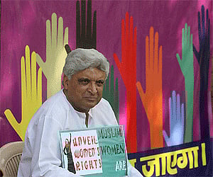 Javed Akhtar gets security after fatwas