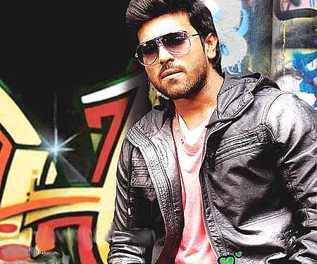 The poster of 'Orange'.