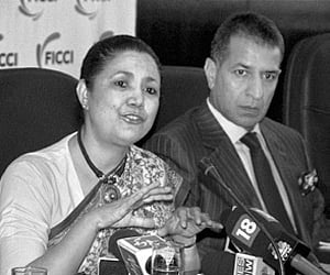 Meera Shankar, Indian Ambassador to the US with FICCI President Rajan Bharti Mittal at a press conference for the release of FICCI-E Y Knowledge Paper