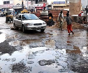 Image of pothole used for representational purposes only