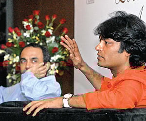 Mukund Padmanabhan (left) and Avirook Sen