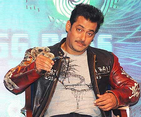 Salman Khan, the host of 'Bigg Boss 4' at a press conference (Pic: Sampurn PIx).