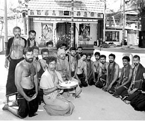 The Sabarimala pilgrims team, led by Chandrahas Guruswamy, which started its journey on foot from Andheri in Mumbai.
