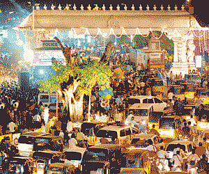 Sadulla Batukamma festival was celebrated by city women with fervour on Friday evening. ENS