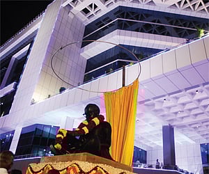 CM opens library at Kotturpuram