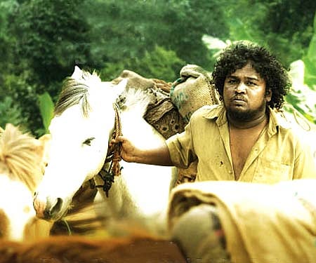 The poster of ‘Azhagarsamiyin Kuthirai’.