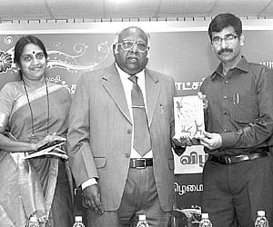 ONE TO READ: Former Supreme Court Judge AR Lakshmanan (third from right) releasing a book titled ‘Karuppu Silanthi’ authored by Santhakumari Sivakatat