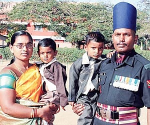 Naik Velu Satish of MEG&C with wife Sumitha and twin-sons Dinakar and Diwakar | Express Photo