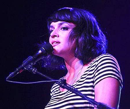 Norah Jones performs her entire new album during the SXSW Music Festival in Austin, Texas (AP Photo/Jack Plunkett).