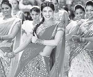 Agneepath: Hrithik Overshadows Big B