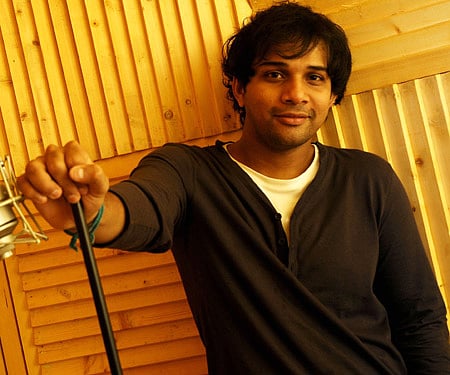 Singer Karthik. (EPS)