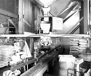 Candidates indulging in mass copying in Hindi examination held in Yadgir on Saturday.