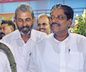 (Express News Photo)