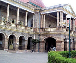 The Victoria Hospital.