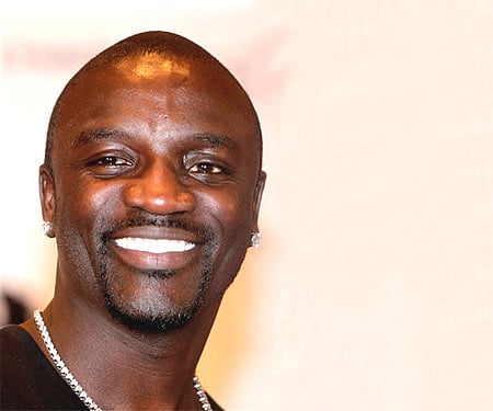 R&B star Akon (AP Photo/Rajanish Kakade).