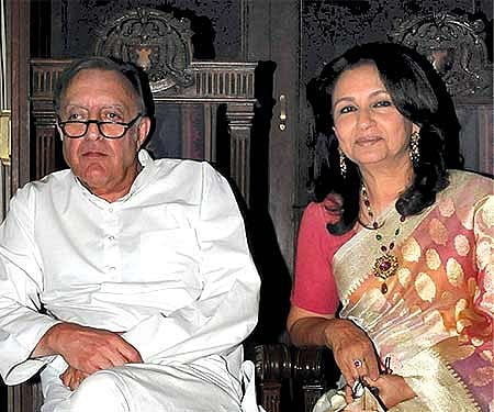 Nawab Mansoor Ali Khan Pataudi with his wife Sharmila Tagore - PTI Photo.