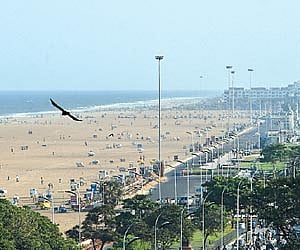 The Dhenkanal-Kamakshyanagar road has been cut off at Gengutia village for the last two days.