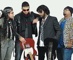 Conrad Simmons, Amith Sivashanmugam, Darren Netto, Isai Amuthan and Eugene Savio Guest | ENS