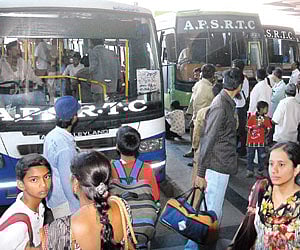 APSRTC’s special buses to Puttaparthi attracting the crowds in Hyderabad on Sunday|
