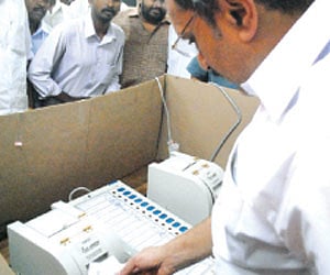 Pallavi Vivek of Veneta Cucine displays a modern kitchen with some of the appliances on offer. (EPS)