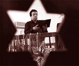 Ezekiel Isaac Malekar performing Jewish rituals at Judah Hyam Synagogue in Delhi. (Photo: Ravi Chaudhary)