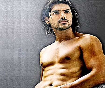 John Abraham (Pic: Sampurn Pix)