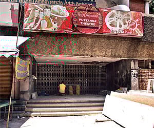 The rustic Puttanna Chitramandira, located in Jayanagar BDA complex | BHARATH JjOSHI