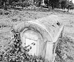 Jewish cemetery in Mala remaining neglected