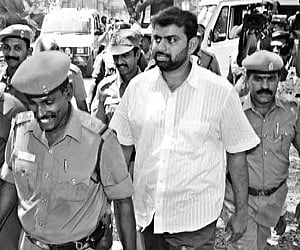 Shabeer, the accused in the Rahim Pookkadassery murder attempt case, being taken to the Judicial First Class Magistrate Court| Express Photo.