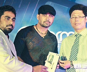 Abdul Gaffar Director Peace telecom India Pvt Ltd, cricketer Murali Vijay and Jiang Delong, the founder of ForMe launched ForMe mobiles in Chennai.