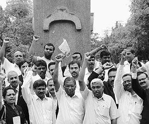 A file photo of professor K Jayashankar (third from left) with Telangana Joint Action Committee convener Kodandaram and JAC advocates raising slogans