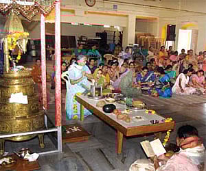 Women singing bhajans as part of the Mahavir Jayanti fete at the Mahajan Wadi Jain Temple at Mattanchery in Kochi on Wednesday | P K Jeevan Jose