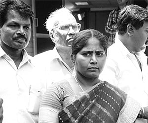 Slain forest brigand Veerappan’s wife Muthulakshmi at a press conference in Bangalore on Friday | Nagaraja Gadekal