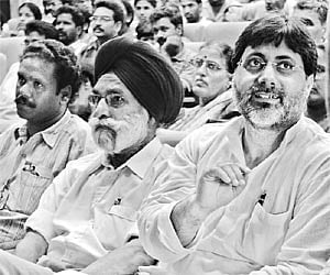 Noted rights activist and the nephew of Shaheed Bhagat Singh, Jagmohan (left) at the first All India Conference of RDF meet | EPS