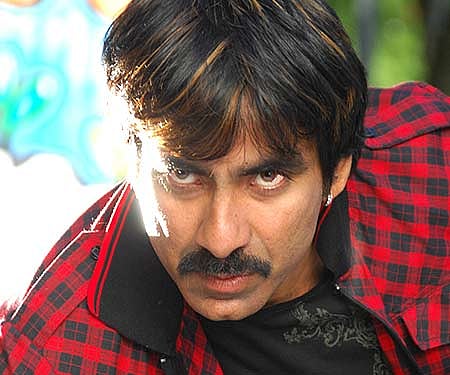 A still from 'Don Seenu' (Pic: Sampurn Pix).