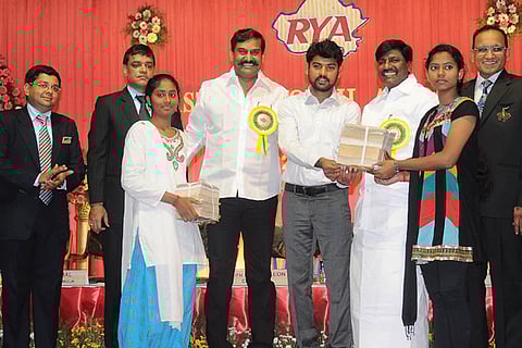 Rajasthan Youth Association loans out textbooks to 2,500 students