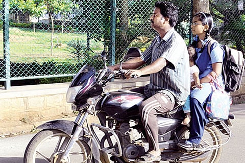 Dress code for parents going to drop kids at schools